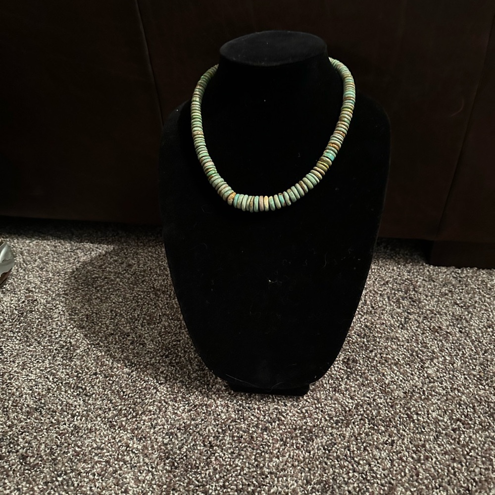 Vintage Native American Graduated  Turquoise & Sterling Silver Necklace.